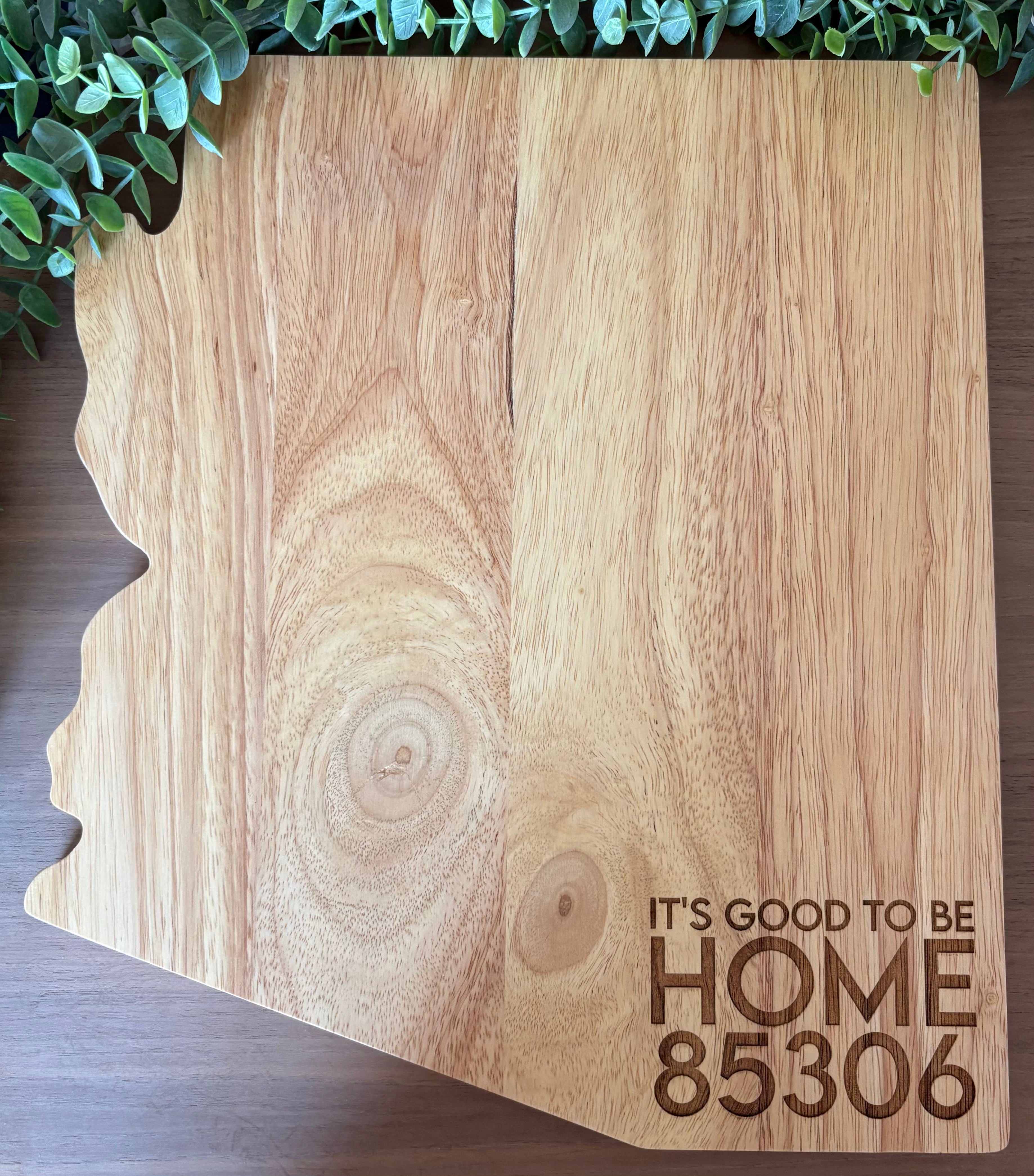 ARIZONA RUBBERWOOD CUTTING BOARD
